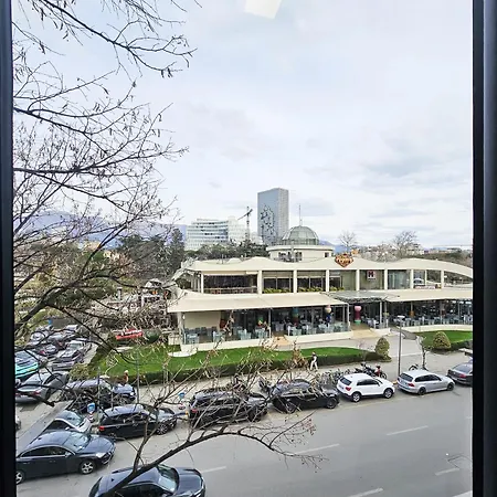 דירה Sunflower Junior טיראנה